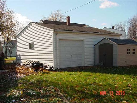 3rd image of 154 Elmview Dr