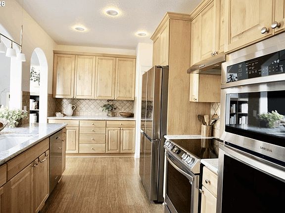 5th image of 9356 SE 143rd Ave