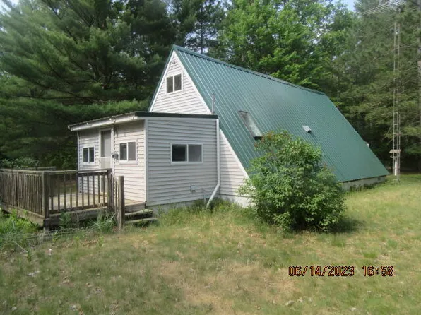 101 Savage Dr, Mio, MI 48647