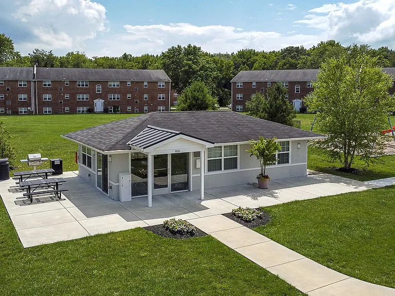 Liberty Pointe — Photo 22
