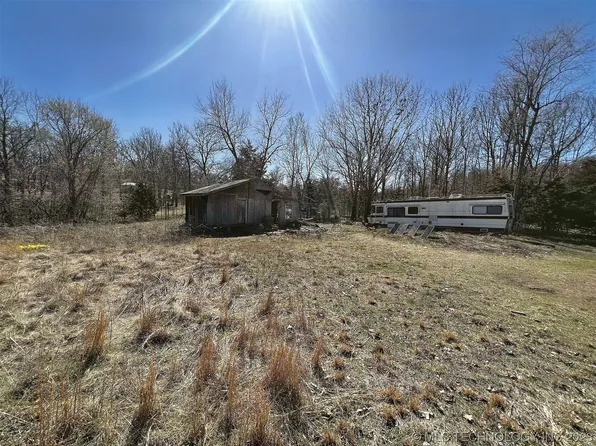 90697 S 4697th Rd, Stilwell, OK 74960
