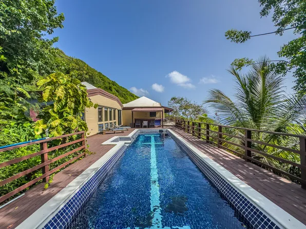 84 Concordia NB, St. Croix, VI 00820