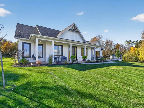 6 Salt Water Ln, Long River, PE C0B 1M0