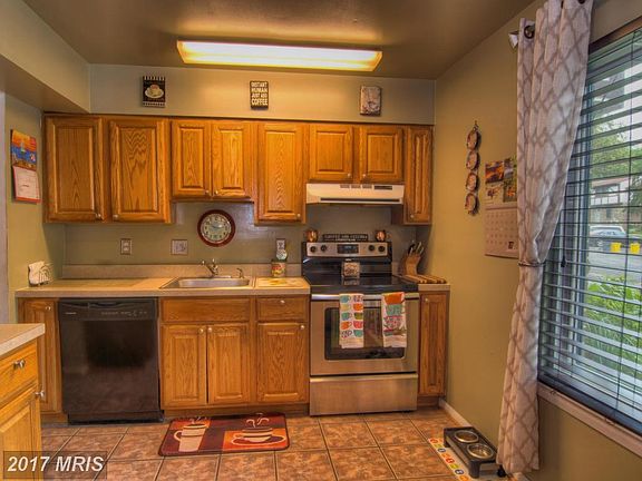 5th image of 1218 Summerwood Ct