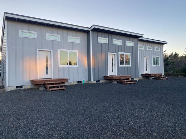 871 Point Brown Ave SW
