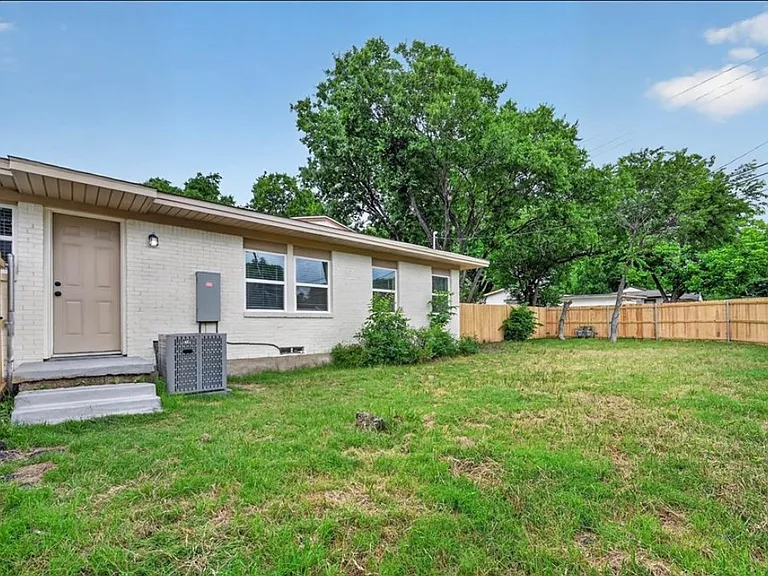 10404 Joaquin Dr #10402 — Photo 12