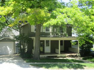 1222 E Burlington St, Iowa City, IA 52240