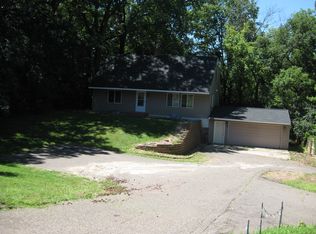 4332 Williston Rd, Minnetonka, MN 55345