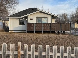 401 N Yellowstone Ave, Moorcroft, WY 82721