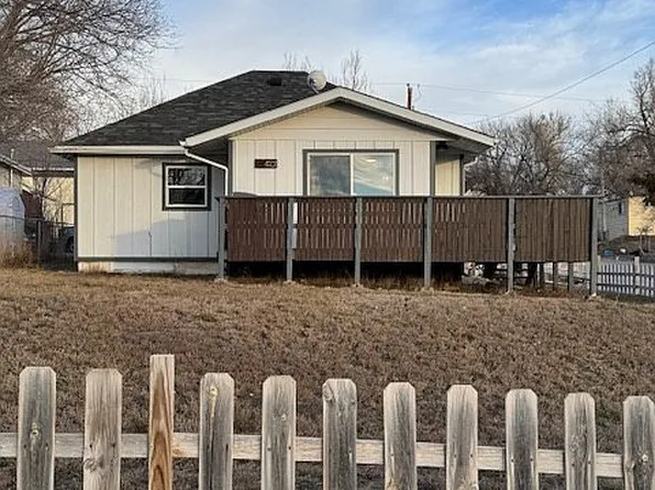 401 N Yellowstone Ave, Moorcroft, WY 82721