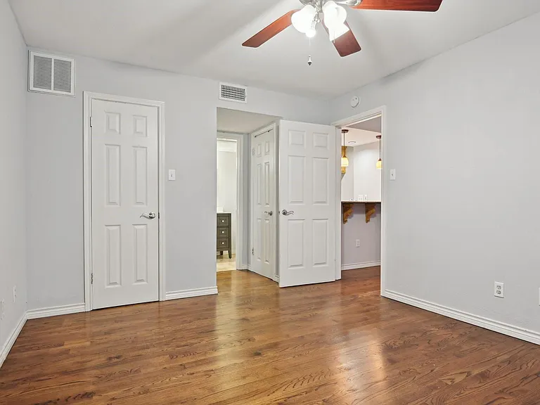 449 Harris St #M-104 — Photo 6