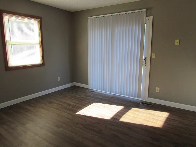 20602 Snicker Ct — Photo 8