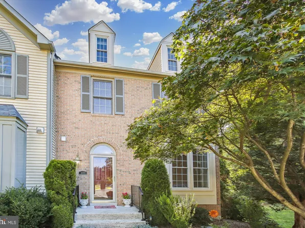6377 English Ivy Way, Springfield, VA 22152