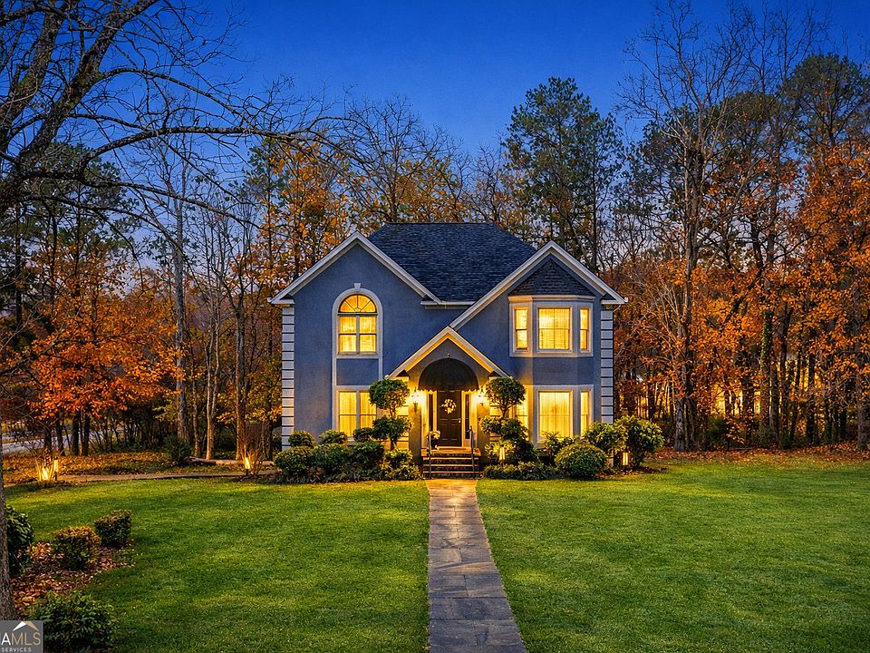 1st image of 224 Rolling Oaks Dr NW