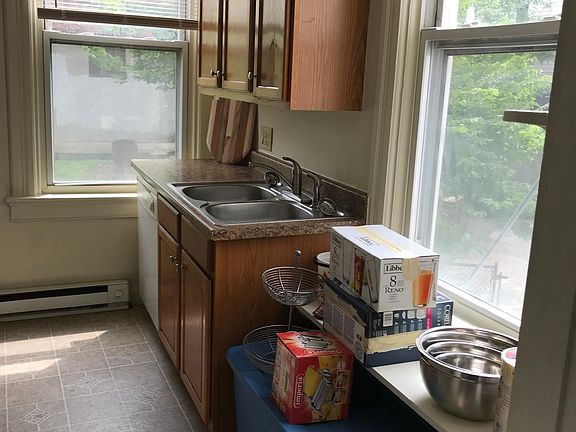 5th image of 2714 Jefferson Ave #4