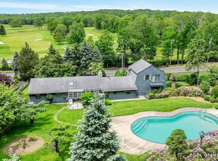 475 Hoyt St, Darien, CT 06820