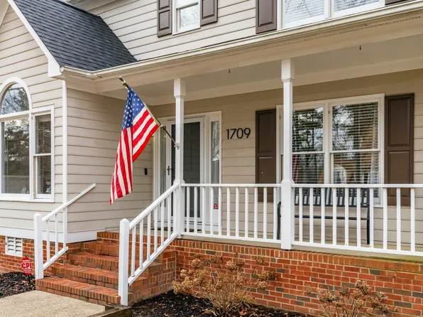 1709 Oak Tree Way, Raleigh, NC 27604
