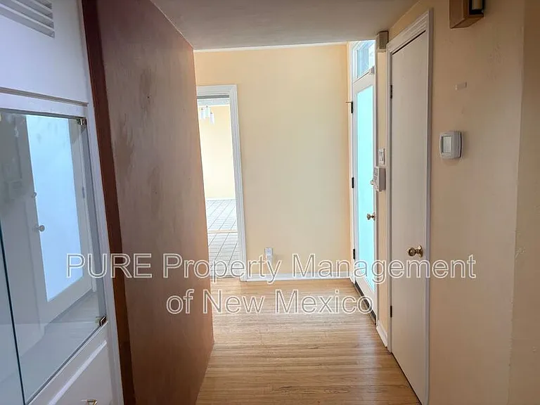 1013 Richmond Dr SE — Photo 21