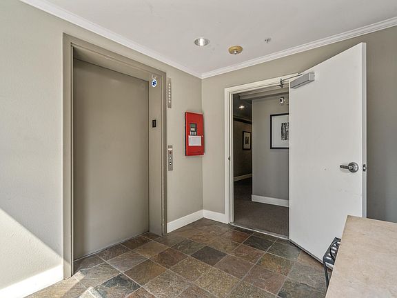4th image of 7249 Franklin Ave Unit 102