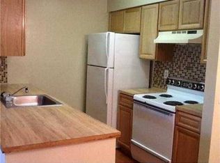 714 NW 103rd Ter, Pembroke Pines, FL 33026