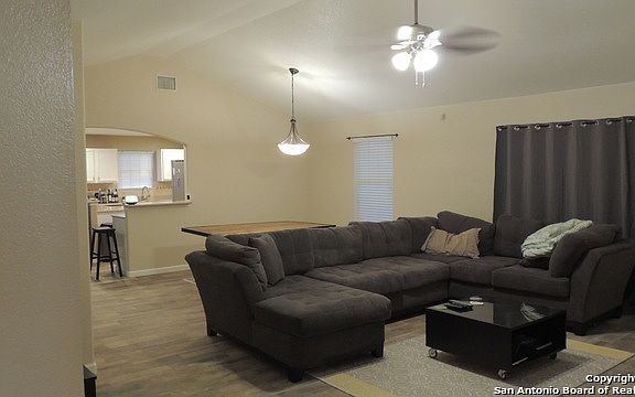 3rd image of 2135 Opelousas Trl