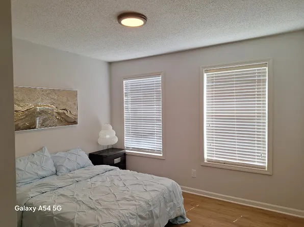1884 Norcross Chase Cir, Lawrenceville, GA