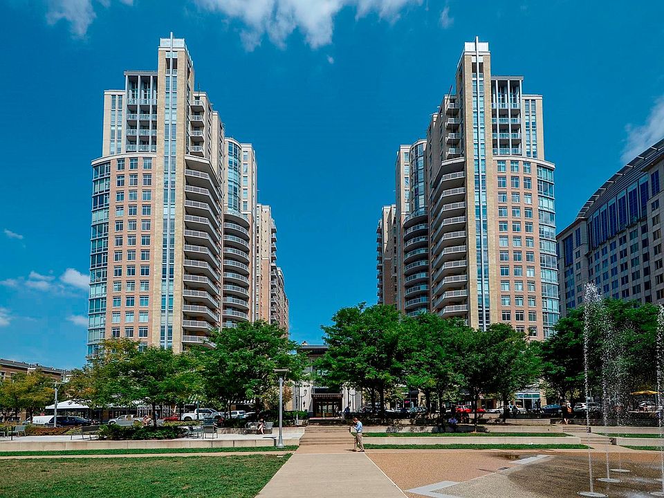 Welcome to the exclusive MIDTOWN!