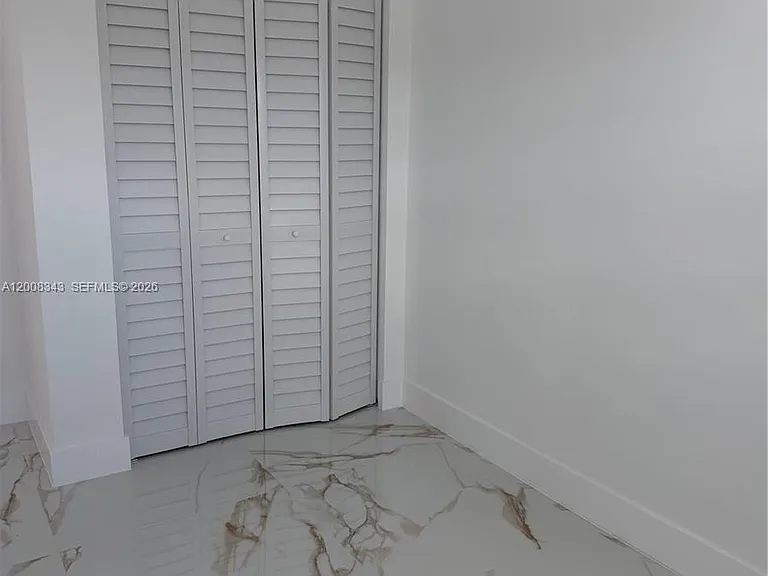 2669 W 52nd St #12 — Photo 12