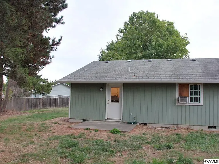 3267 SE Villa Pl — Photo 2