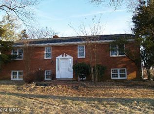 39747 The Narrows Rd, Waterford, VA 20197