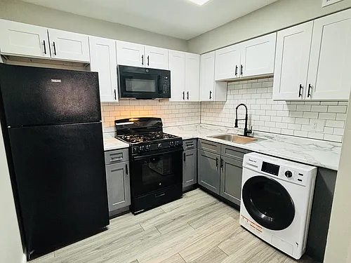 Floor plan Renovated One Bedroom Garden