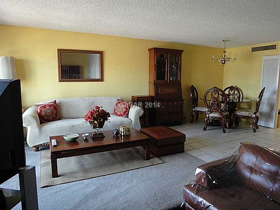 4th image of 2830 Calle Del Oro