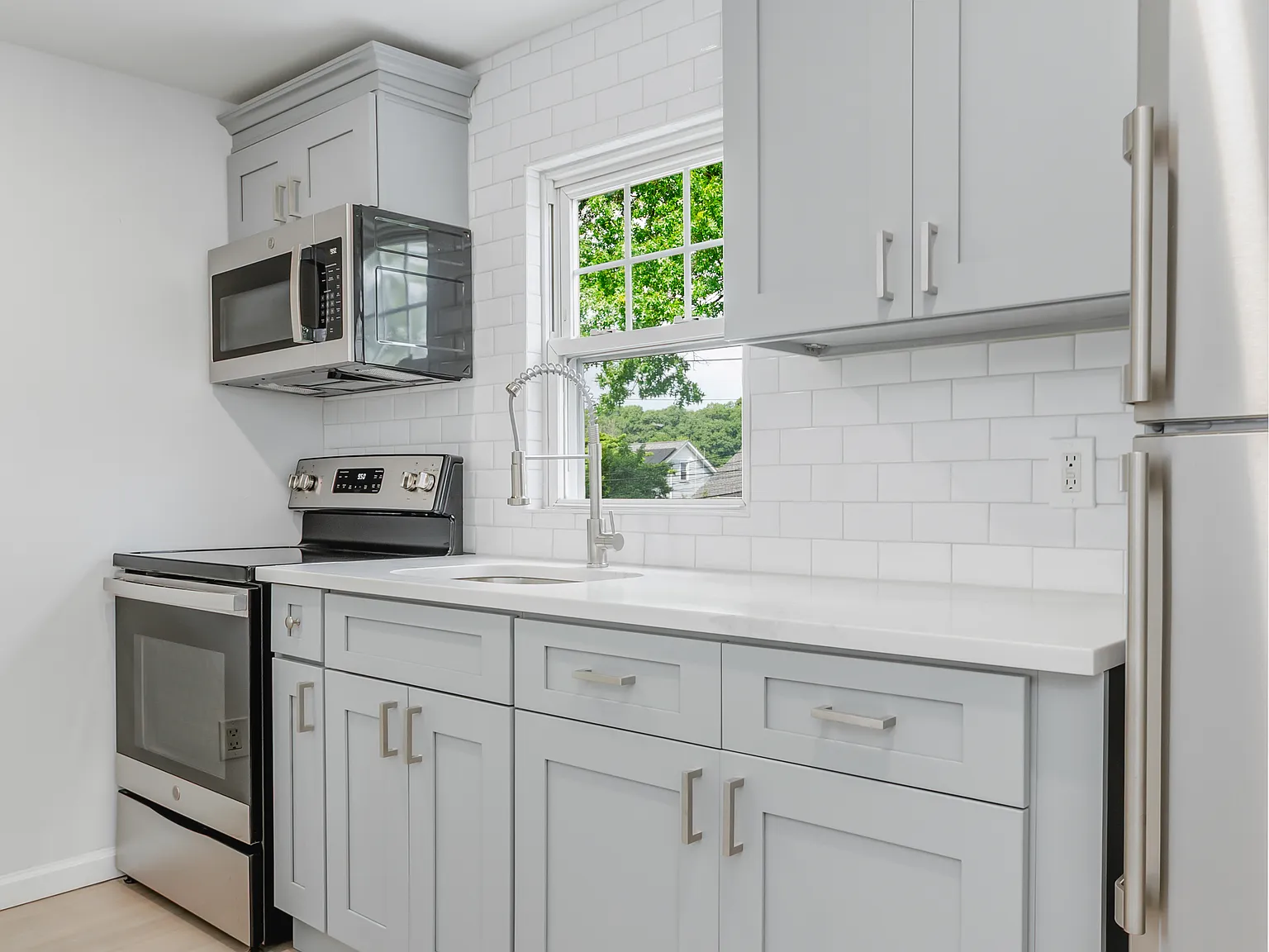 3 bed, $3,000 — Photo 4