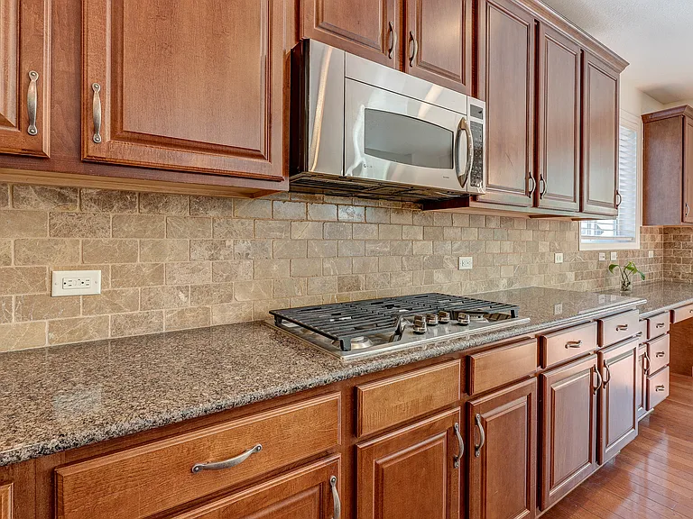 10732 Hillsboro Cir — Photo 11