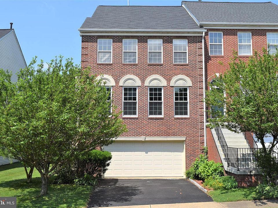 1st image of 2926 Mainstone Dr
