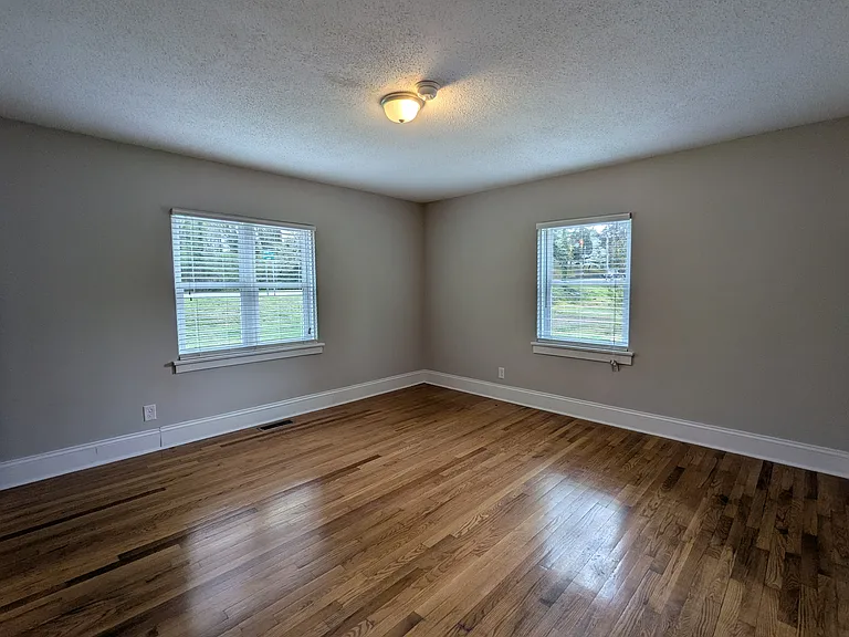 406 Mahaley Ave #1 — Photo 11