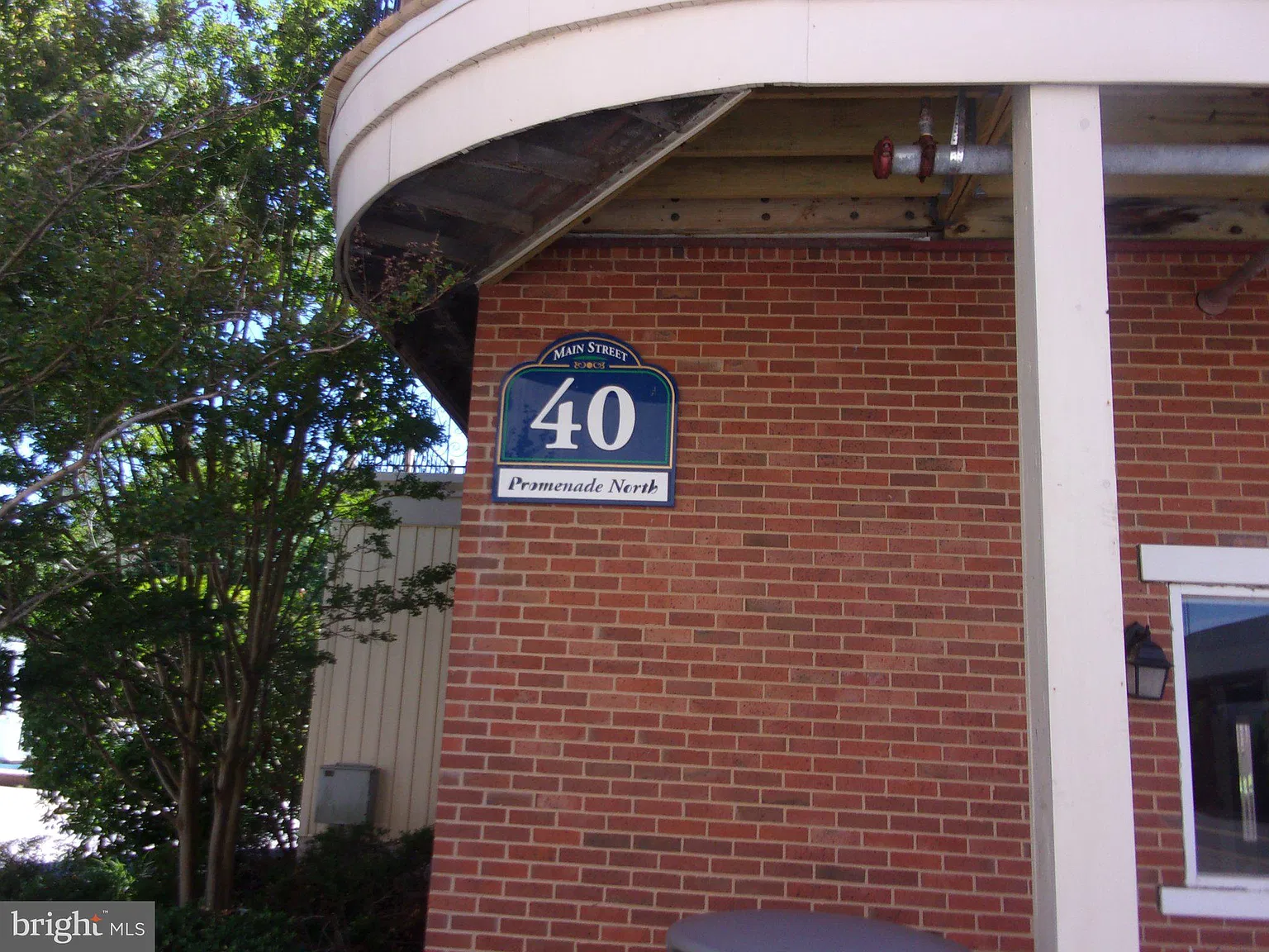 2 bed, 2.0 bath, 1220 sqft, $2,300 — Photo 3