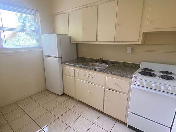 3rd image of 210 Hale Ave #A203