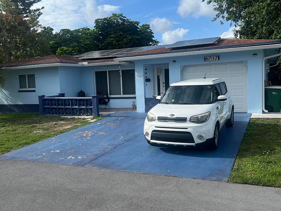 1st image of 6717 NW 59th St