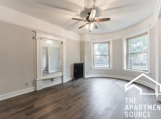 4615 S Prairie Ave #2R, Chicago, IL 60653