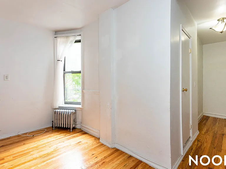383 S 3rd St #12 — Photo 9