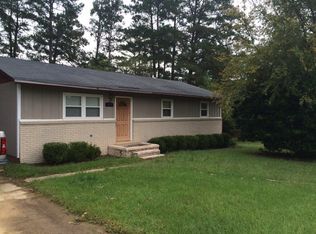 509 Parkland Place Rd, Greenwood, SC 29646