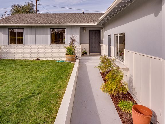 3rd image of 3455 Cerrito St