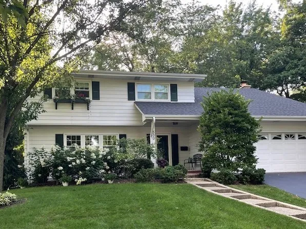 500 Lowell Ave, Glen Ellyn, IL 60137