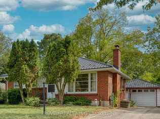 143 Oakside St, London, ON N5Y 1E8