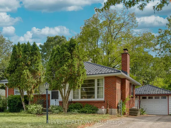 143 Oakside St, London, ON N5Y 1E8