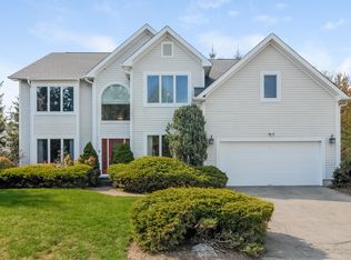 6 Avondale Ct, Briarcliff Manor, NY 10510