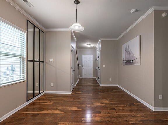 3rd image of 3424 Althorp Dr
