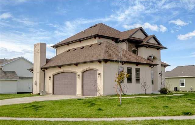 1st image of 350 NE Carefree Ln