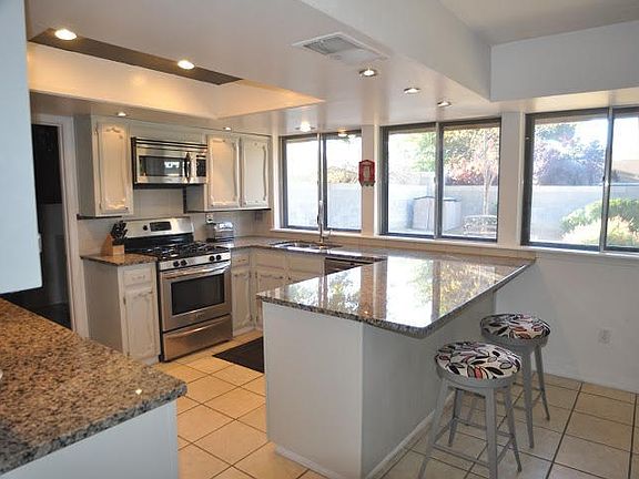 4th image of 6920 Christy Ave NE